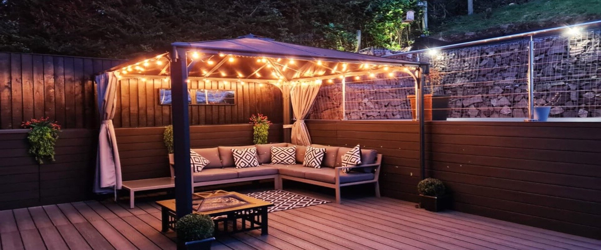 Adding Unique Features to Your Deck: Elevate Your Outdoor Living Space