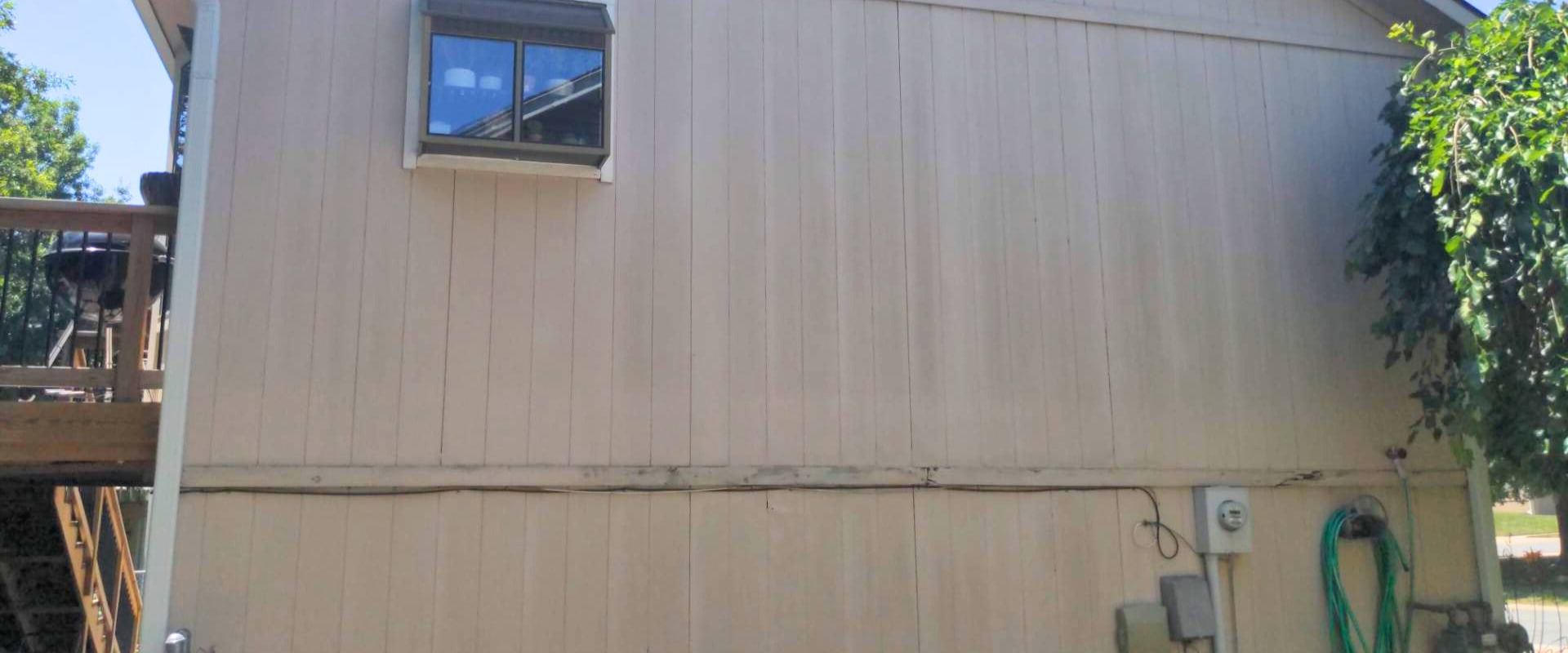 Fading or Discoloration of Siding: Solutions and Prevention